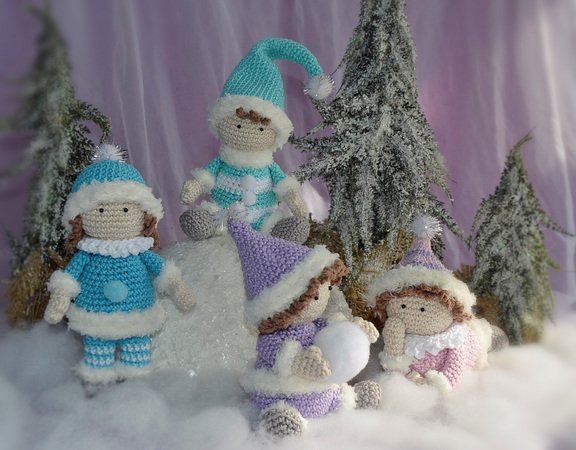 Winter Deko Hakeln Puppen Und Schneekugeln