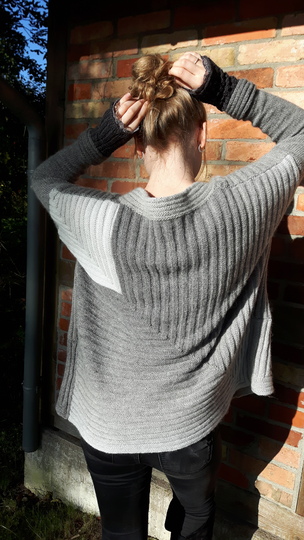 Damenstrickjacke Thekla Gr.40/42