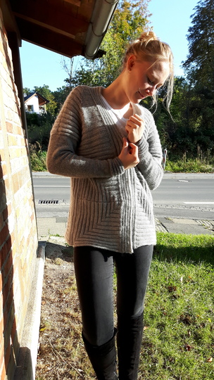 Damenstrickjacke Thekla Gr.40/42