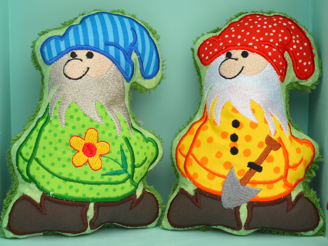 ITH Stickdatei Zwerg Greifling/Rassel für den 13x18cm Rahmen