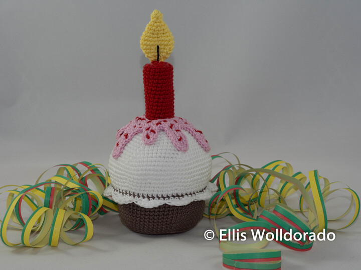 Geburtstagstörtchen, Amigurumi, Häkelanleitung