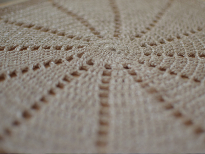 Sonnenstrahlendecke häkeln