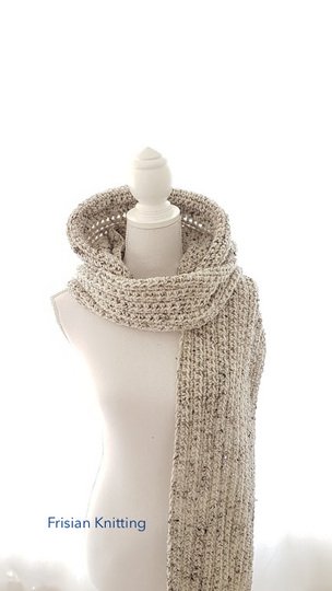 Häkelanleitung Kapuzenschal / Scoodie