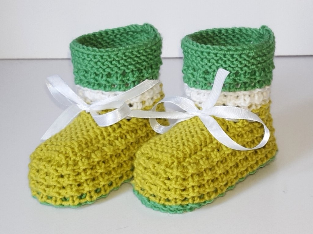 Strickanleitung Baby-Booties, Babyschuhe ohne Nadelspiel, Sohlenlänge 10 cm