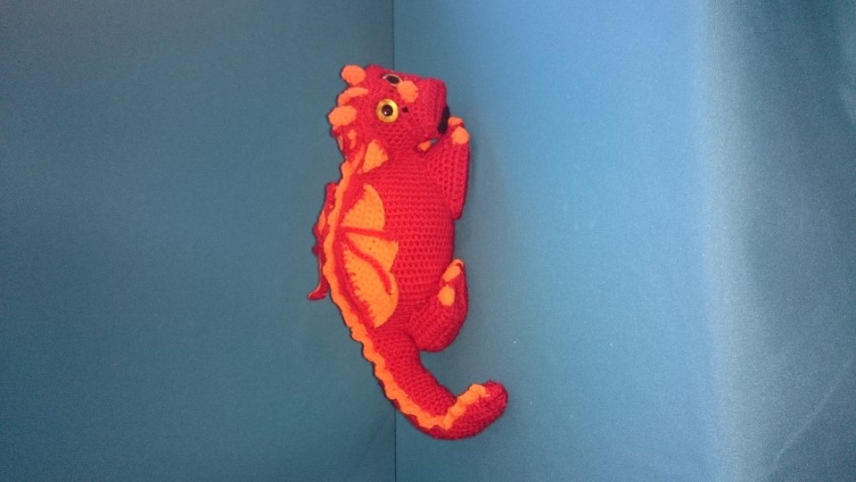 Liegender Drache Amigurumi