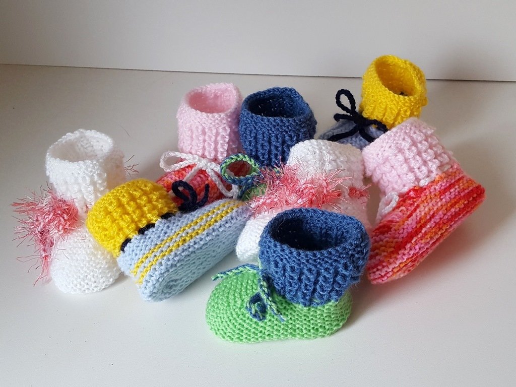 Strickanleitung Babyschuhe in 2 Größen, mit 2 Nadeln gestrickt - Bild 15