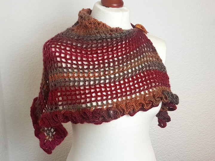 Häkelanleitung Tuch mit raffienierten Rüschen! Anfängertauglich