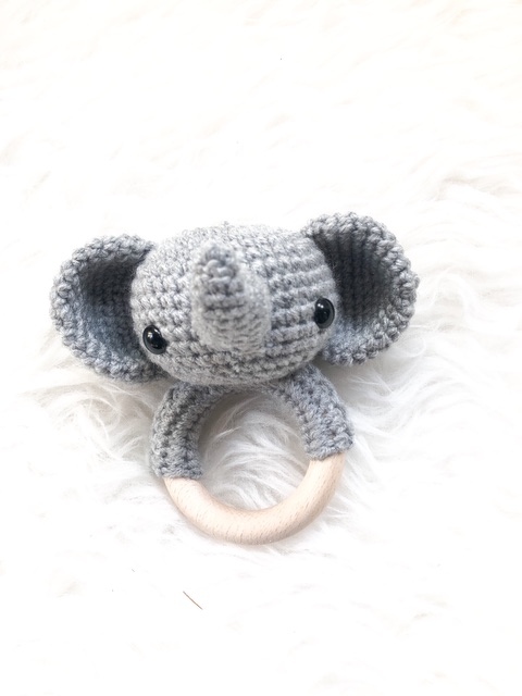 Häkelanleitung Babyrassel Elefant "Finchen" - Bild 3