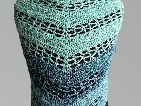 Gehäkeltes Dreieckstuch für Kinder