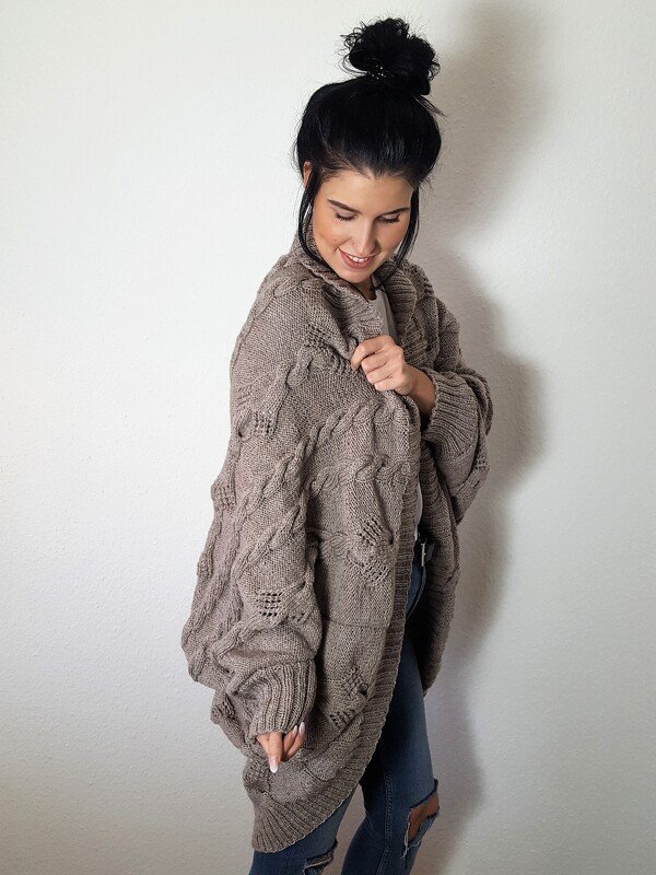 133 Strickanleitung Cardigan Seelenwärmer oversize Herbstlaub in mehreren Größen und Variationen - Bild 3