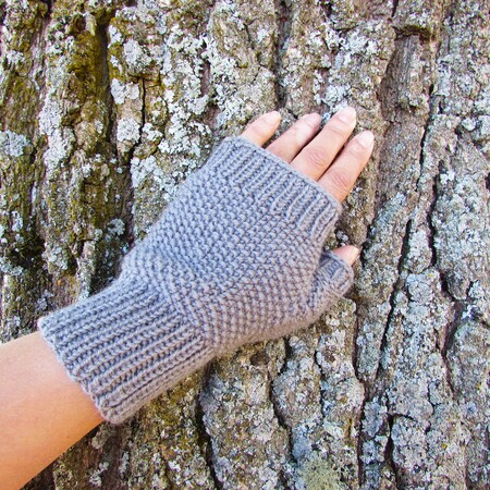Fingerless mittens knitting pattern, three sizes: small,medium, large