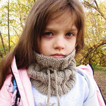 Knitted pattern hat / scarf, size for toddler, child, adult