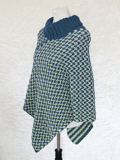Häkelanleitung Poncho / Überwurf mit Zackenmuster "Chevron"