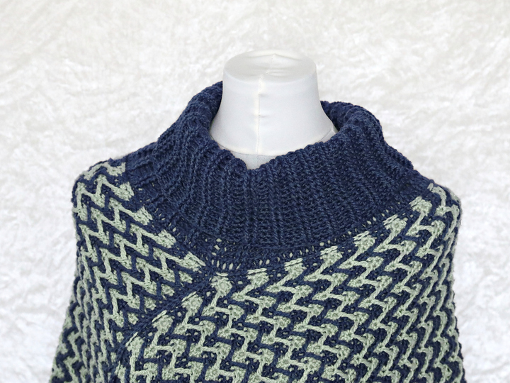 Häkelanleitung Poncho / Überwurf mit Zackenmuster "Chevron"