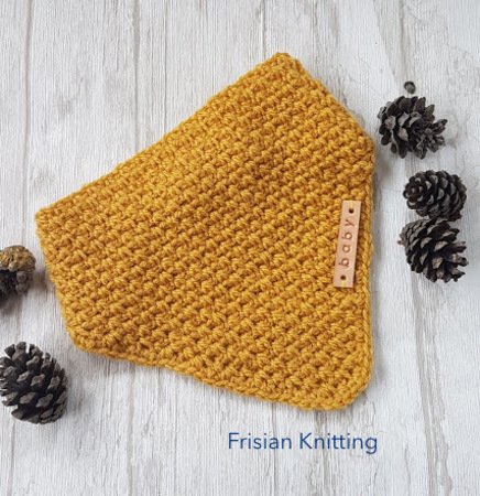 Baby bandana | Crochet pattern dribble bib
