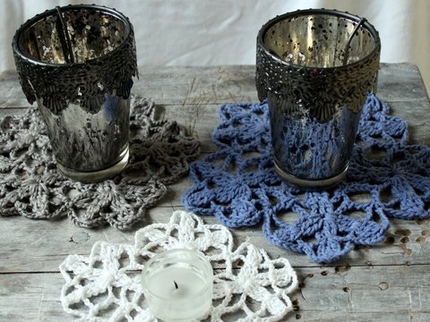 Häkelanleitung Weihnachtsdeckchen Schneeflocke