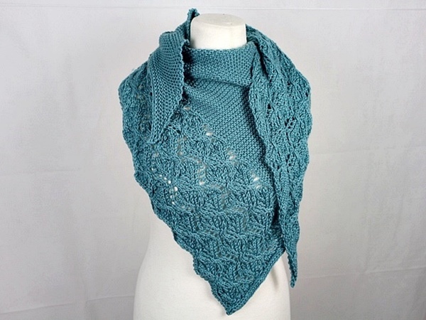 Knitting pattern shawl "Happy Moments"