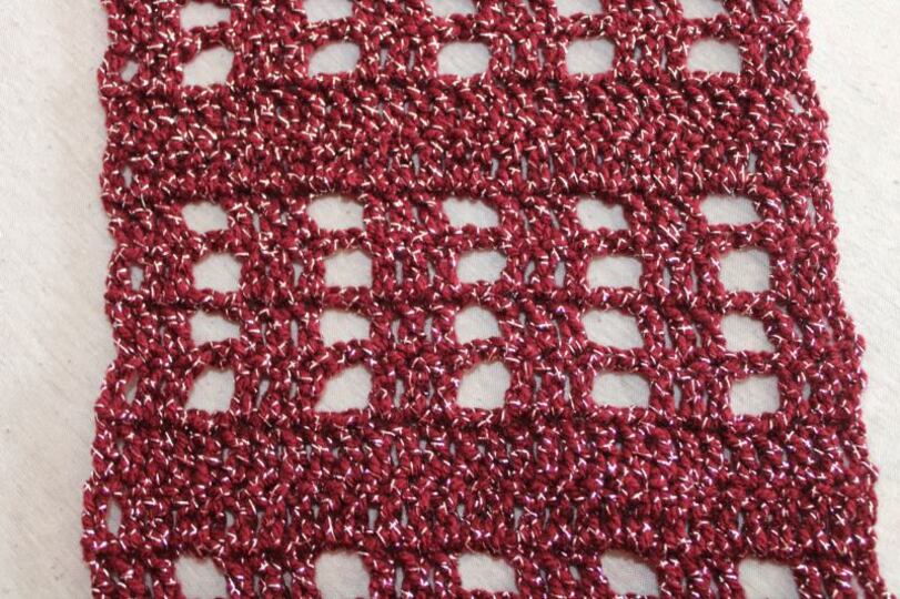 Wunderschöner Schal Löchikus