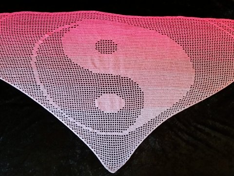 Motivtuch Yin Yang, Dreieckstuch, Häkelanleitung