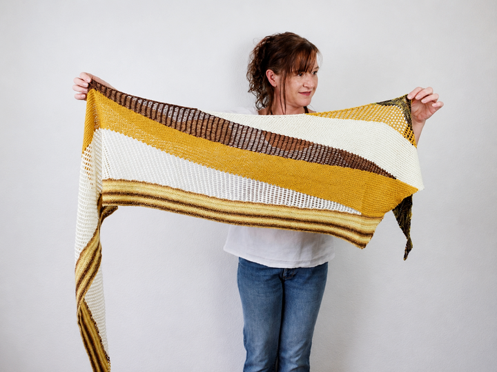 Triangle Shawl Knitting Pattern with Short Rows for Stash Busting Project