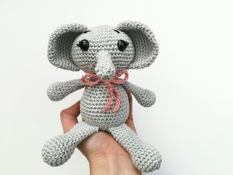 Häkelanleitung Elefant Elli, Amigurumi, Elefant häkeln