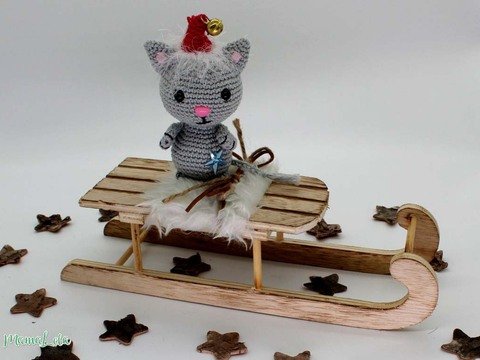 Weihnachtlicher Anhänger KATZE - Häkelanleitung