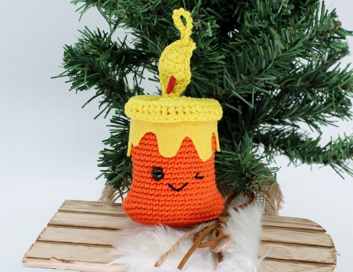 Weihnachtlicher Anhänger KERZE - Häkelanleitung