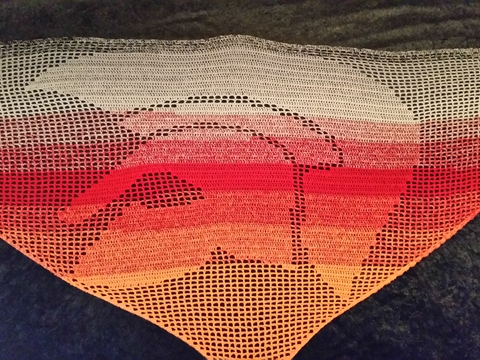 Römerhelm, Motivtuch, Häkeltuch, Dreieckstuch