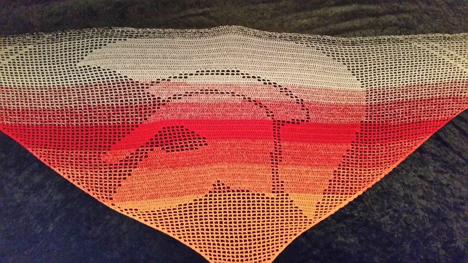 Römerhelm, Motivtuch, Häkeltuch, Dreieckstuch