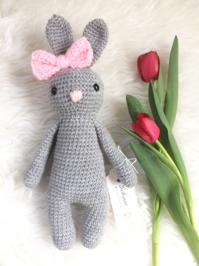 Häkelanleitung Kuscheltier Hase "Gehopse" mit Schleife oder Fliege