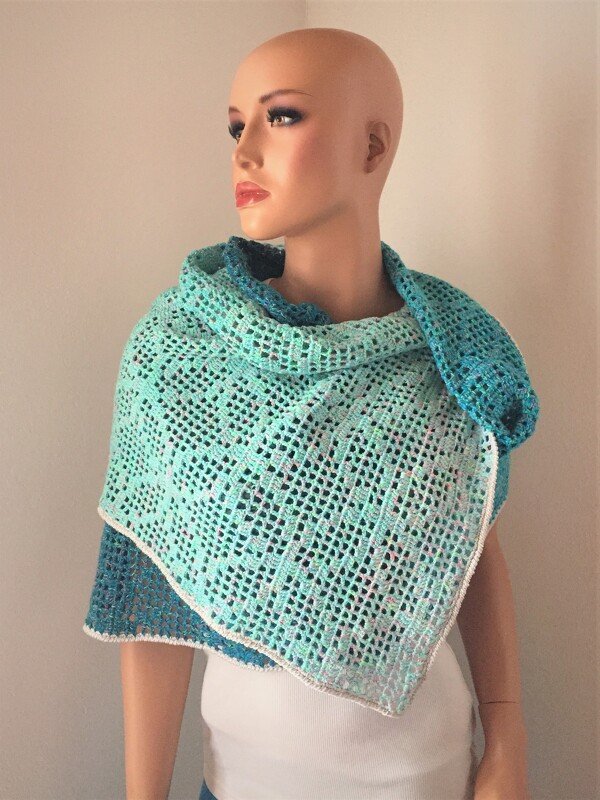 Häkelstola "EISBLUME"