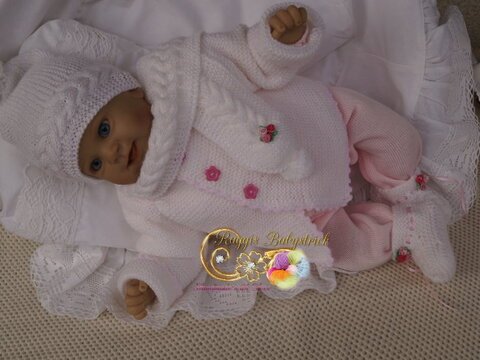 Strickanleitung für Baby's u. Reborns Modell Nora Gr. 50 - 56 4-teilig