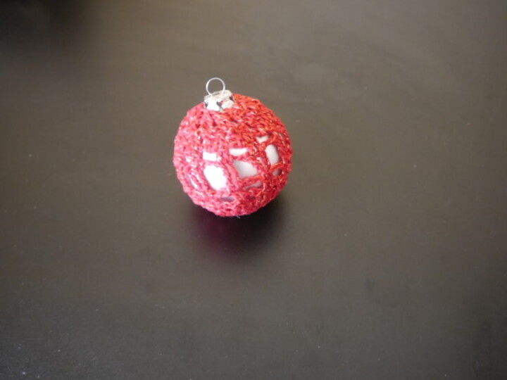 Häkelanleitung für Weihnachtskugel Kyu