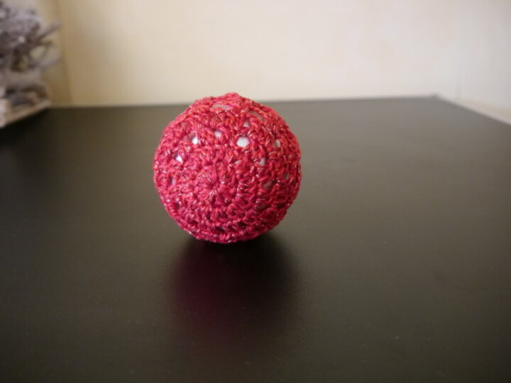 Häkelanleitung für Weihnachtskugel Kyu