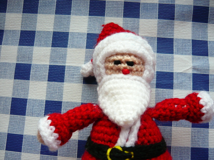 Häkelanleitung Weihnachtsmann