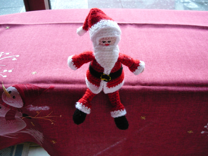 Häkelanleitung Weihnachtsmann