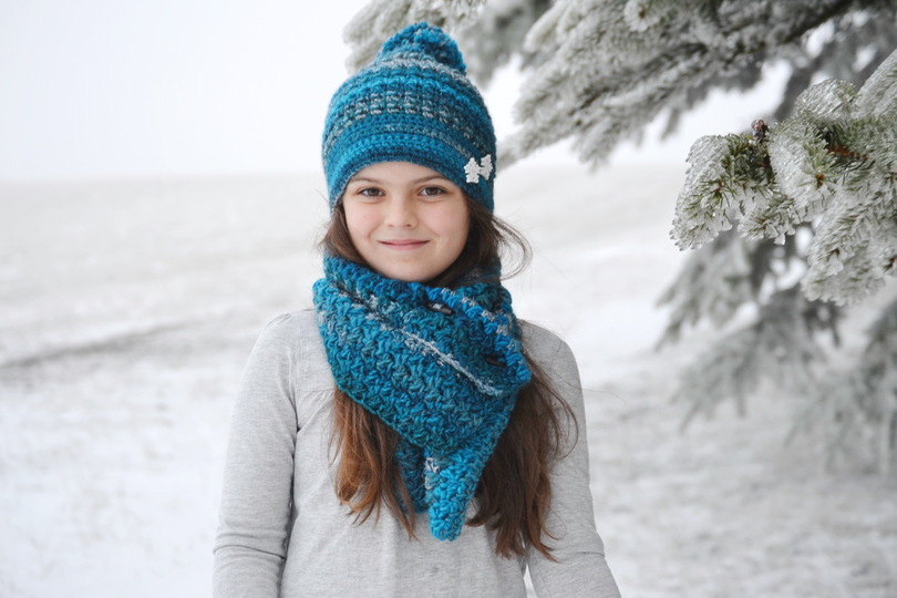 - SAMIRA - Bommelmütze und Schal im Set, unisex für jede und jedes Garn anzupassen, Knopfschal, Bommelbeanie