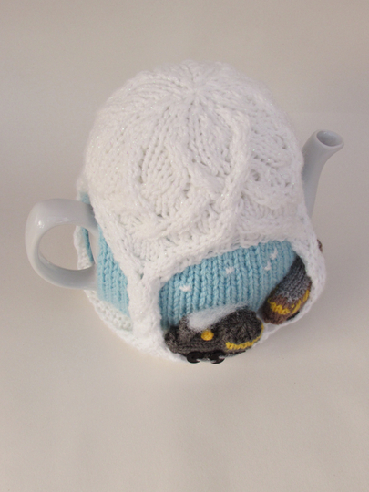 Christmas Steam Train Tea Cosy Knitting Pattern