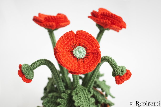 Crochet pattern Red Poppy
