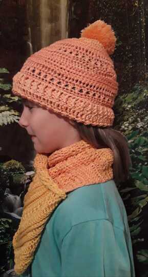 Häkelset Mütze und Schal aus der Familie Winter