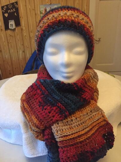 Häkelset Mütze und Schal aus der Familie Winter