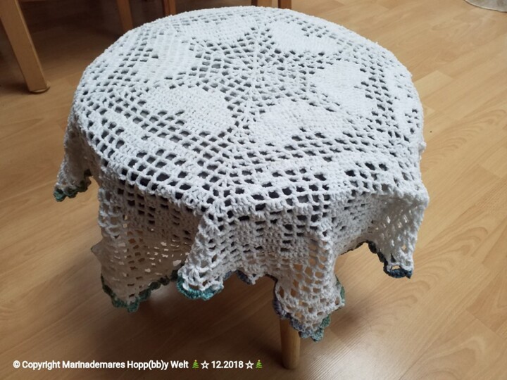 Sternentischdecke mit Engelflügel + Herzen die einen Stern ergeben