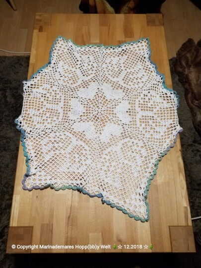 Sternentischdecke mit Engelflügel + Herzen die einen Stern ergeben