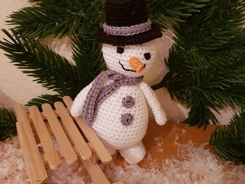 Häkelanleitung Schneemann Tommy