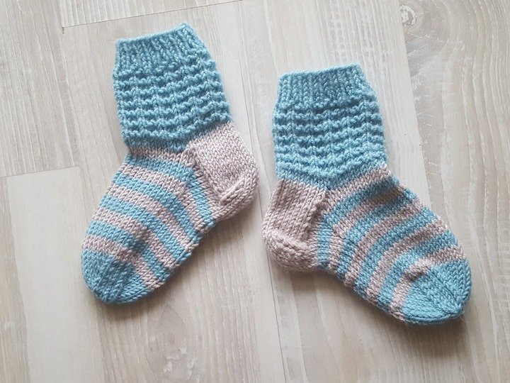 Strickanleitung Babysocken, Babysöckchen, Sohlenlänge ca. 11 cm