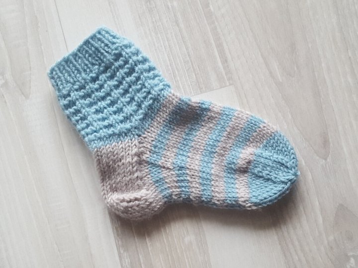 Strickanleitung Babysocken, Babysöckchen, Sohlenlänge ca. 11 cm