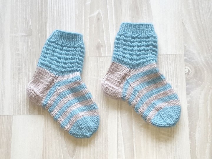 Strickanleitung Babysocken, Babysöckchen, Sohlenlänge ca. 11 cm