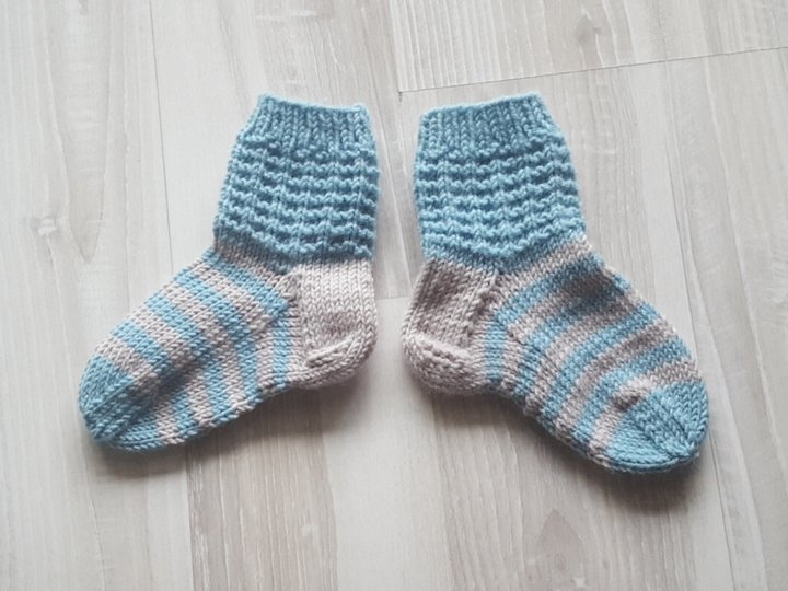 Strickanleitung Babysocken, Babysöckchen, Sohlenlänge ca. 11 cm