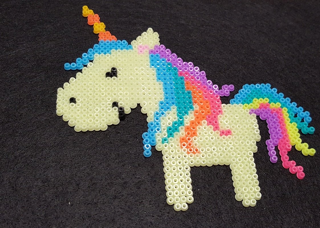 kleines Einhorn aus Bügelperlen