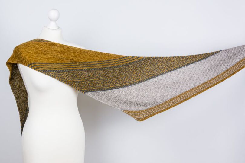 Strickanleitung Dreieckstuch mit Mosaikmuster